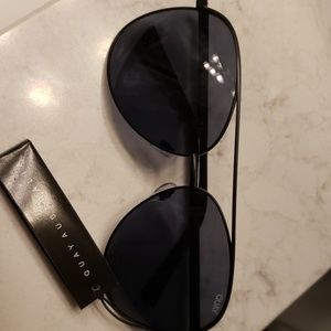 NWT Quay aviator sunglasses